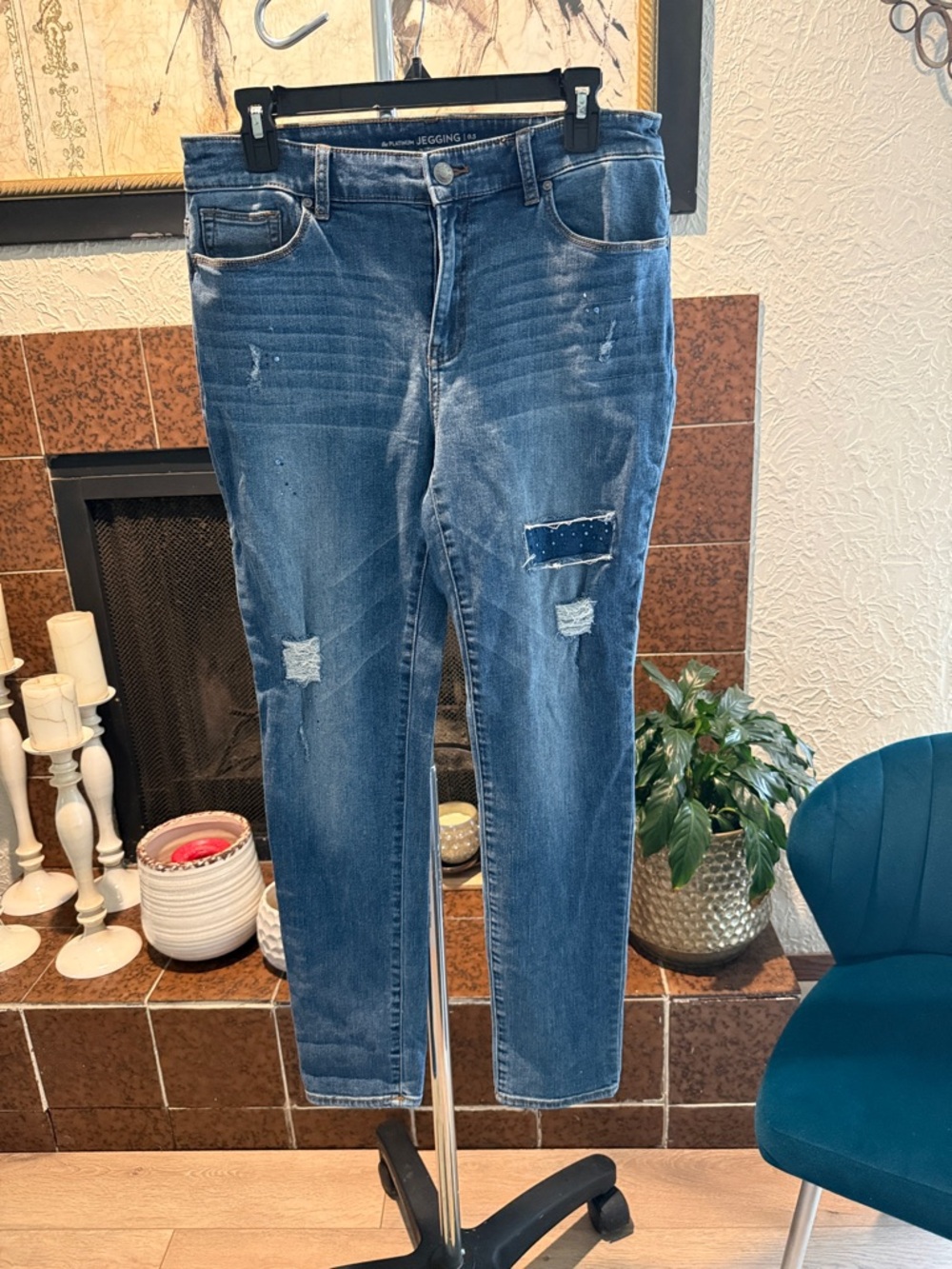 Chico's Blue Distressed Stretch Jeggings